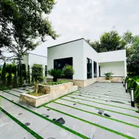 ویلا فوق مدرن شیک و شیشه ای/شهرک برند و دلباز