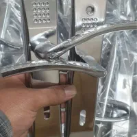 دستگیره  پلاک  آپارتمانی کلیدی و سوئیچی مناسب