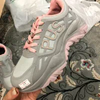 حراج کفش همه مدل ۳۰۰