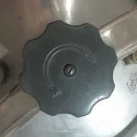 زودپز قدیمی کوچک|ظروف پخت‌وپز|ری, فیروزآبادی|دیوار