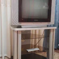 تلویزیون سامسونگ 21 اینچ با میز