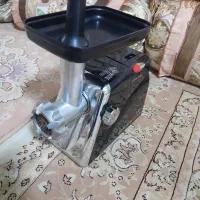 چرخ گوشت سالم و تمیز تضمینی