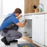 تعمیرکابینت وکمد دیواری در تمام شیراز