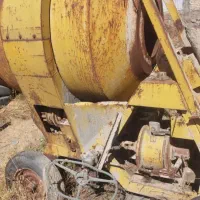 تعدادی میکسر ۷۵۰ و ۱۰۰۰ پاکت دار یک جا برای فروش|ماشین‌آلات صنعتی|اسلام‌شهر, شهرک قائمیه|دیوار