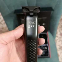 خط زن برند کنگ تک|آرایشگاه و سالن‌های زیبایی|رشت, حمیدیان|دیوار