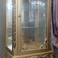 ویترین تایتان منبت کاری شده موزه ای
