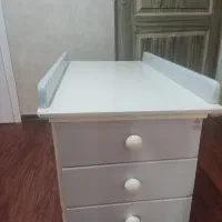 پاتختی خوش رنگ ممبران خوش رنگ کاملا سالم|تخت و سرویس خواب|اهواز, زیتون کارمندی|دیوار