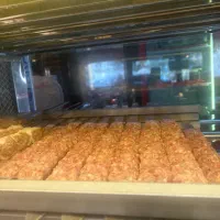 کارگرساده اقا دررستوران
