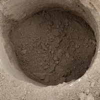 چاله کن درخت پشت تراکتور ی|خدمات باغبانی و درختکاری|خرمآباد, |دیوار