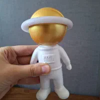 چراغ خواب فضانورد