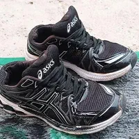 کفش اسپرت اصل asics