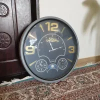 ساعت دیواری