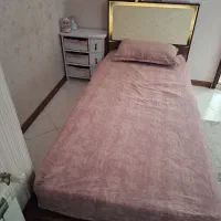 تخت یک نفره برند گوفر بسیار مقاوم و تمیز|تخت و سرویس خواب|مشهد, رضاشهر|دیوار