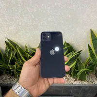 ایفونiPhone 12 نرمال مشکی ۱۲۸za فقط دسته چکتو بیار|موبایل|اصفهان, احمدآباد|دیوار