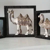 قاب دیواری همراه مجسمه