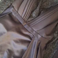 لباس مجلسی|لباس|جلین, |دیوار