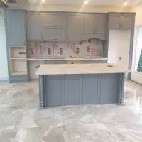 کارگر نیمه ماهر و ساده