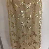 شال مرواریدی و پولکی برای روز زن