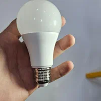 فروش ۳۰ عدد لامپ ۱۰ وات (۱ سال گارانتی تعویض)