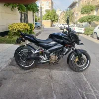 موتور ان اس  ns 200