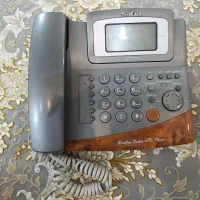 تلفن رو میزی