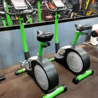 کمد و دستگاه بدنسازی|تجهیزات ورزشی|برخوار, |دیوار