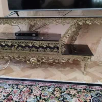میز تلوزیون برنجی در حد نو