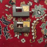 قفل‌کتابی‌فولادی