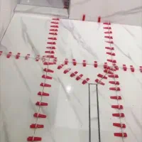 شاگرد کاشی کار