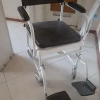 اجاره ویلچر ساده و حمام و توالت،، بالابر بیمار