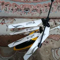 هلیکوپتر کنترلی سایز بزرگ نیاز به تعمیر بسیار جزئی|اسباببازی|شمشک, |دیوار