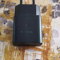 شارژر سامسونگ اصل و تمیز