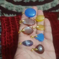 سنگ و نگین آویز آمیتیس و عقیق آبی و سرخ و سبز
