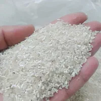 نیم دانه فجر سوزنی