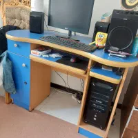 میز کامپیوتر