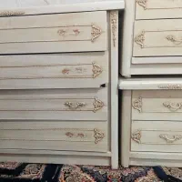 یک دراور ودوتا پاتختی تمیز