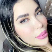 کاشت مژه ( چسب بدون اسیب ومژه ابریشمی)