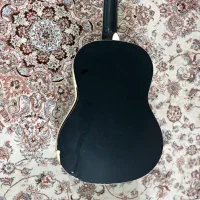 گیتار و کیفش|گیتار، بیس، امپلیفایر|کنگاور, |دیوار