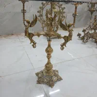 جا دستمال کاغذی برنجی و میز کنار سالنی برنجی