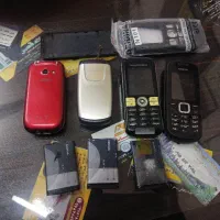 گوشی نوکیا خراب به همراه قاب نوکیا