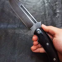 چاقو(کارد تاکتیکال)