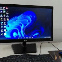 کیس کامپیوتر مناسب بازی با مانیتور و موس و کیبورد
