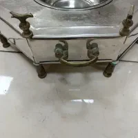 منقل استیل قدیمی با پایه ها و دسته ها ی برنزی|کلکسیون اشیاء عتیقه|کرج, گلشهر|دیوار