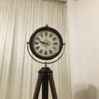 ساعت ایستاده