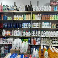 شاگرد فروشگاه مواد غذایی