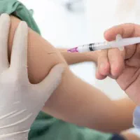 تزریقات تخصصی،سرم تراپی،سونداژ،پانسمان درمنزل