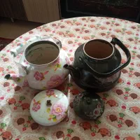 باسلام ۲عدد کتری سفید وسیاه به فروش می رسد