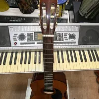 گیتار کلاسیک یاماهاc40اندونزی اصل سری قدیم کارکرده|گیتار، بیس، امپلیفایر|لاهیجان, انقلاب|دیوار