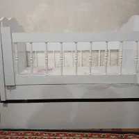 تخت گهواره ای نوزاد تاسه سال|تخت و صندلی بچه|مشهد, ثامن|دیوار