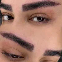 مدل برای میکرو ابرو